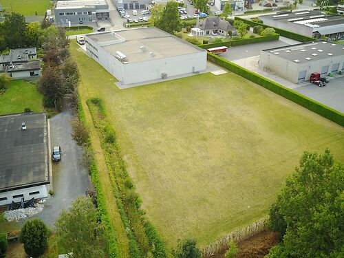 Bedrijfsgebouw voor voedselverwerking te Gavere op Circa 1ha