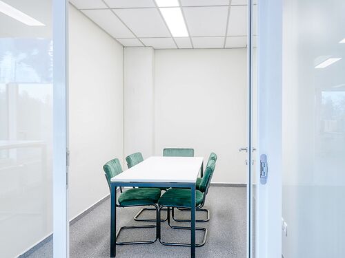 Kantoor met labo op goede locatie te Zwijnaarde (Gent)