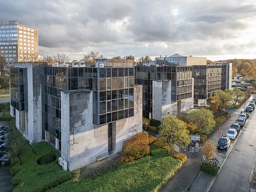 Kantoor met labo op goede locatie te Zwijnaarde (Gent)